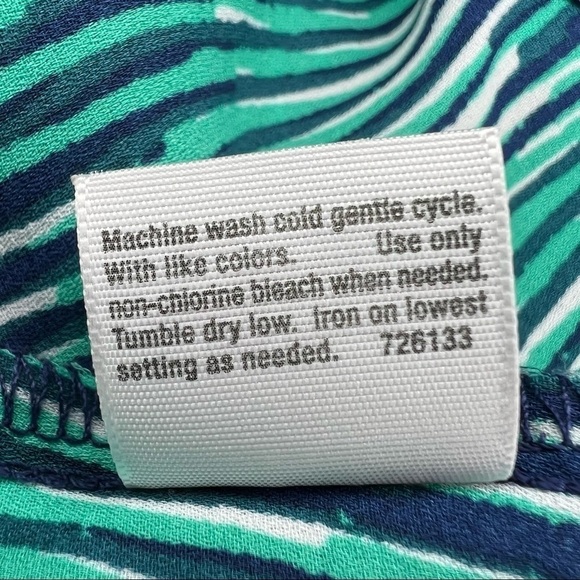 M Petite A.n.a Blue & Green Striped Boho Lace Accent Sleeveless Blouse Medium - Picture 8 of 9